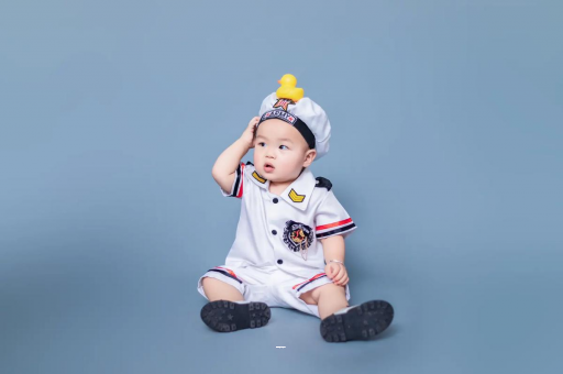 阳春宝宝需要剃光头吗
